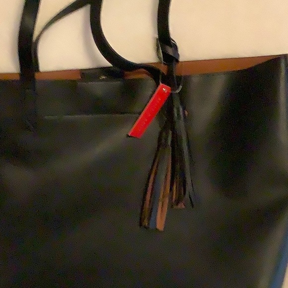 Kelly & Katie handbag - Picture 2 of 9